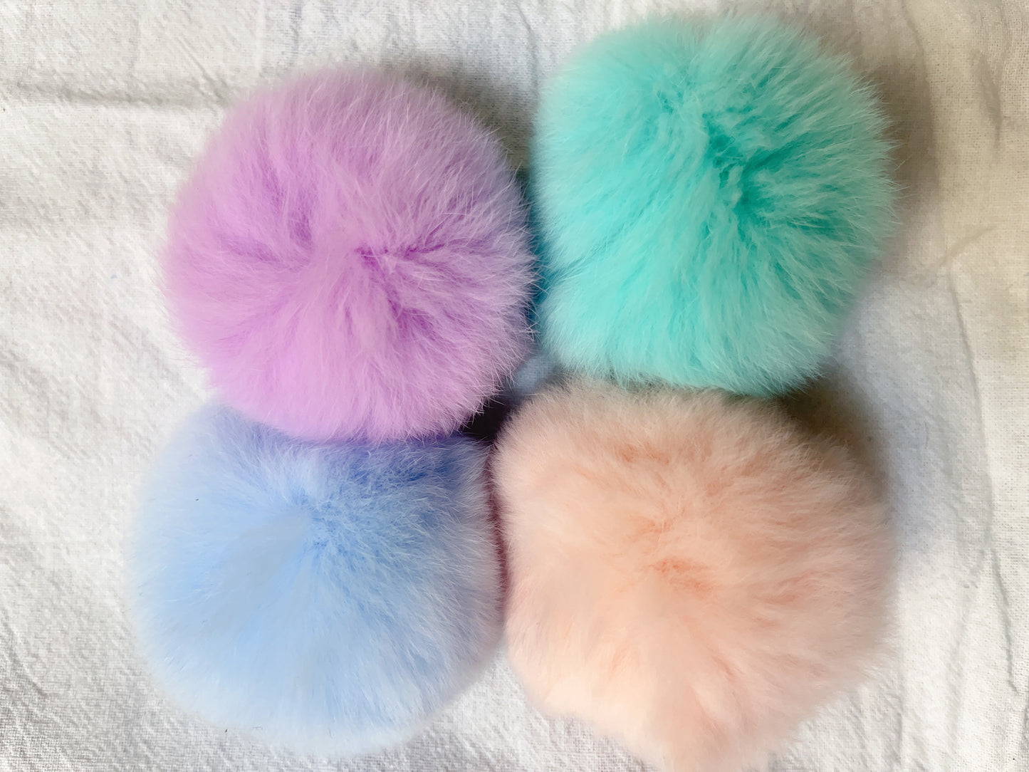 POMPOMS~ mini pompoms with hook on top